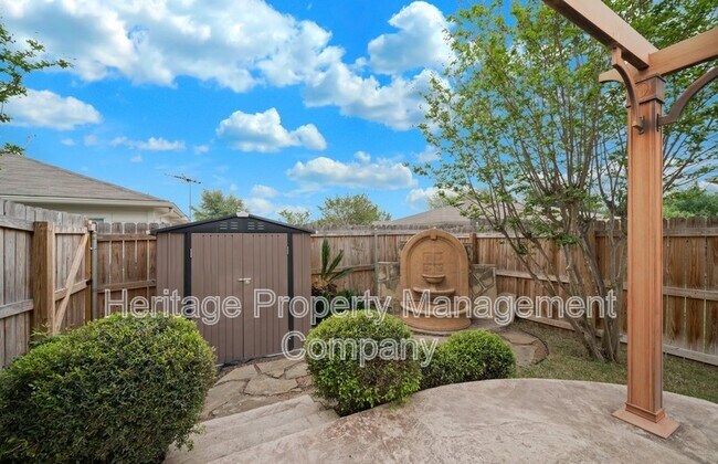 Building Photo - 5125 Knollwood