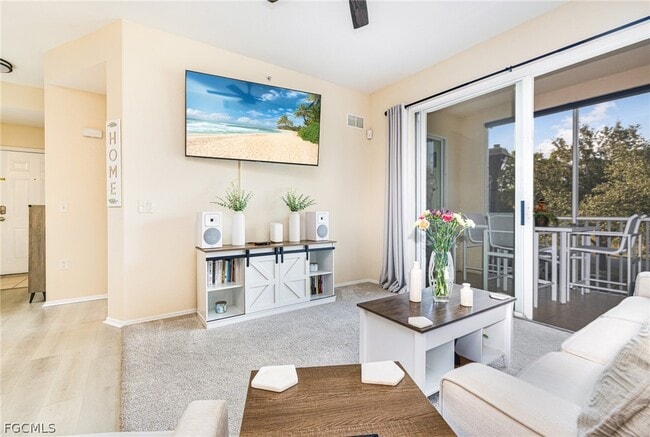 Building Photo - 9055 Colby Dr