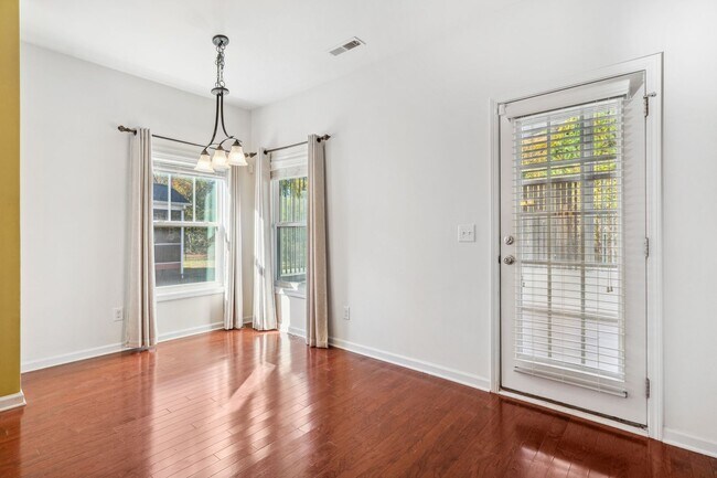 Building Photo - APPLICATION RECEIVED! Welcome to this charming 4-bedroom, 2.5-bathroom home located in Durham, NC.!
