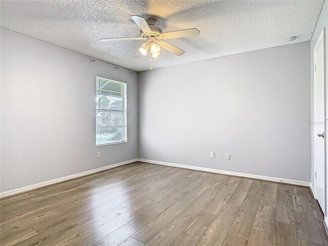 Building Photo - 5144 Conroy Rd
