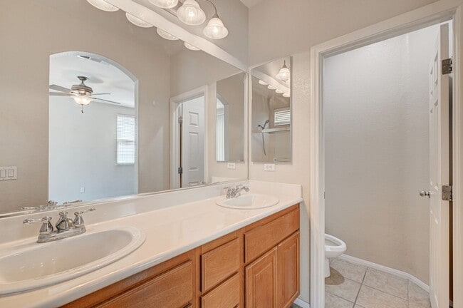 Building Photo - Single Story Single Family Home in Gated Community within N Las Vegas