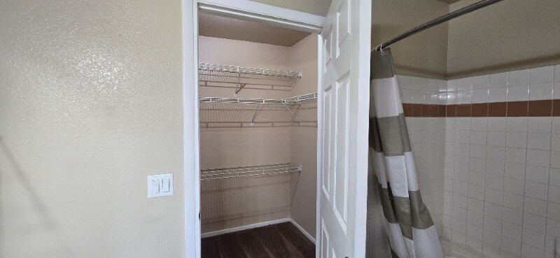 Building Photo - 2120 Ramrod Ave