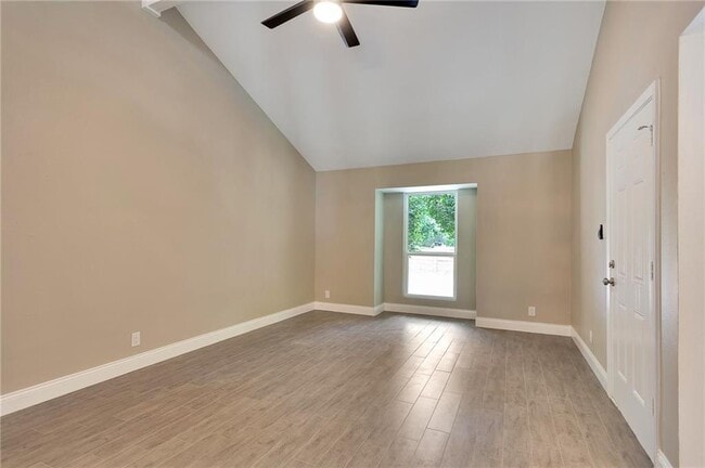 Building Photo - 2706 Mulford Cove