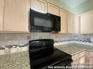 Building Photo - 22019 Goldcrest Run