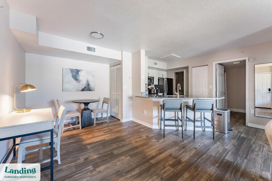 Building Photo - 10200 Falcon Pine Blvd