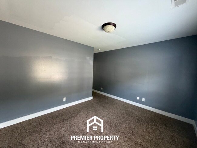 Building Photo - 4BR/2BA Birmingham Rental with Attached 1-Car Garage & Open Kitchen Island