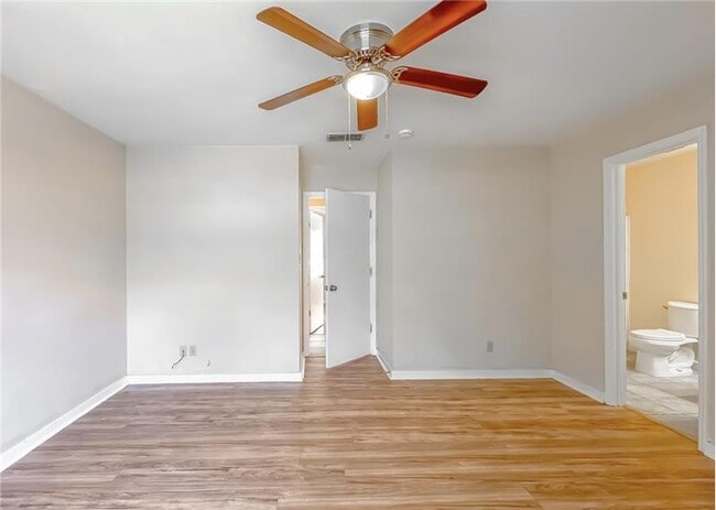 Building Photo - 1555 Sprucewood Trail