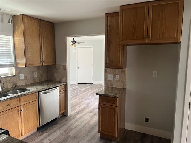 Building Photo - 300 Whisenant Dr