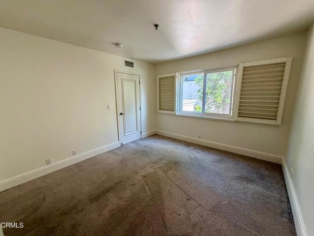 Building Photo - 120 S Mentor Ave