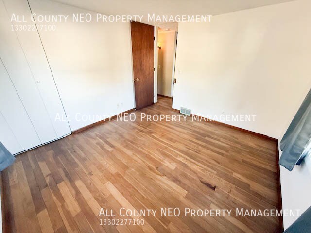 Building Photo - 2192 Hoch Dr