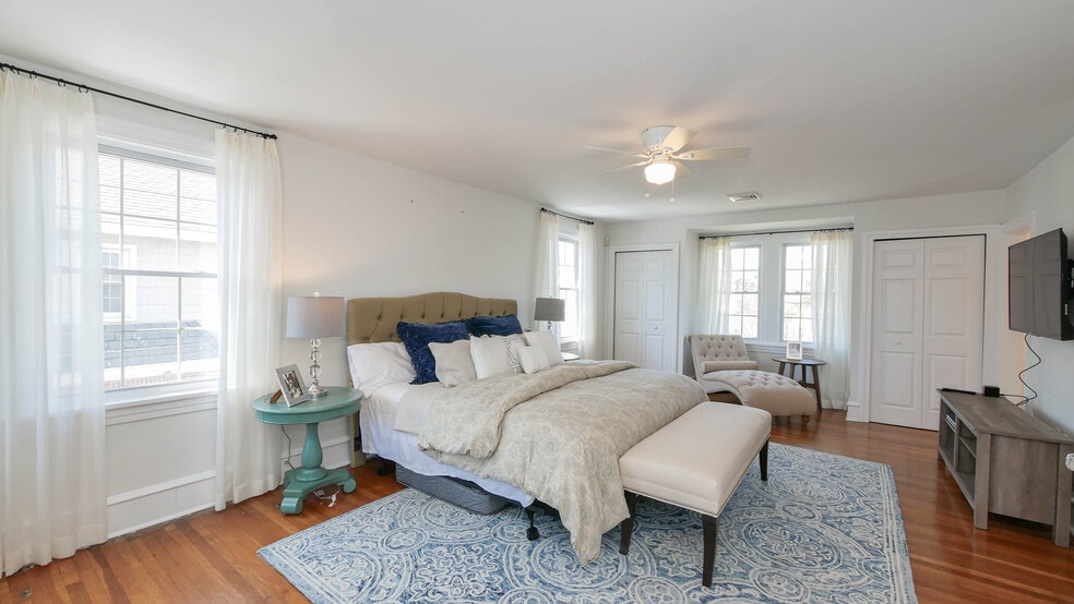 Building Photo - 6104 Ventnor Ave