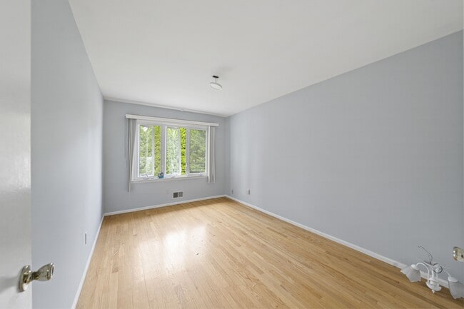 Building Photo - 1031 Di Antonio Dr