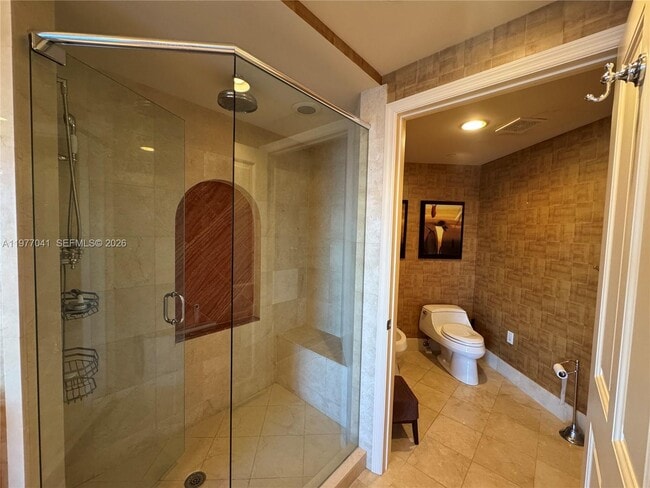 Building Photo - 17875 Collins Ave