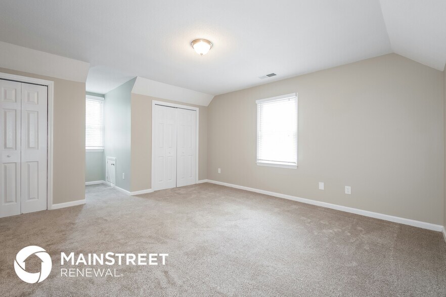 Building Photo - 4404 Liverpool Ln