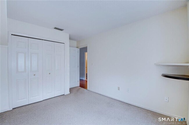 Building Photo - 334 Conestoga Way