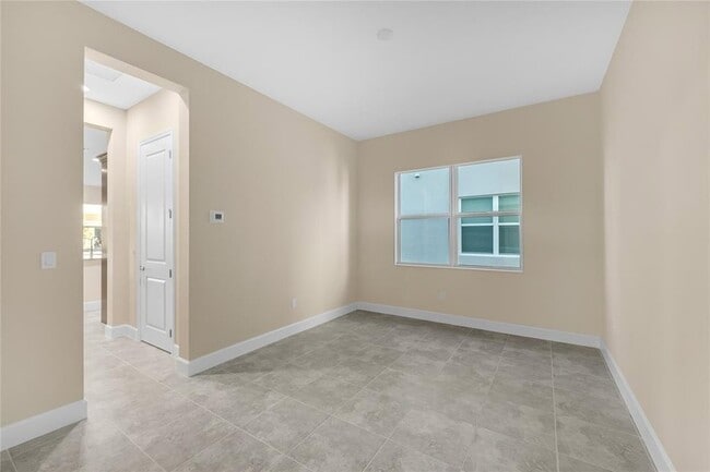 Building Photo - 14941 RedCove Pl