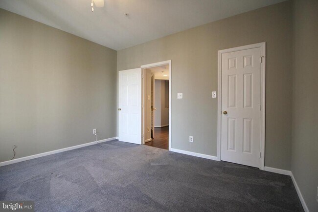 Building Photo - 46598 Drysdale Terrace