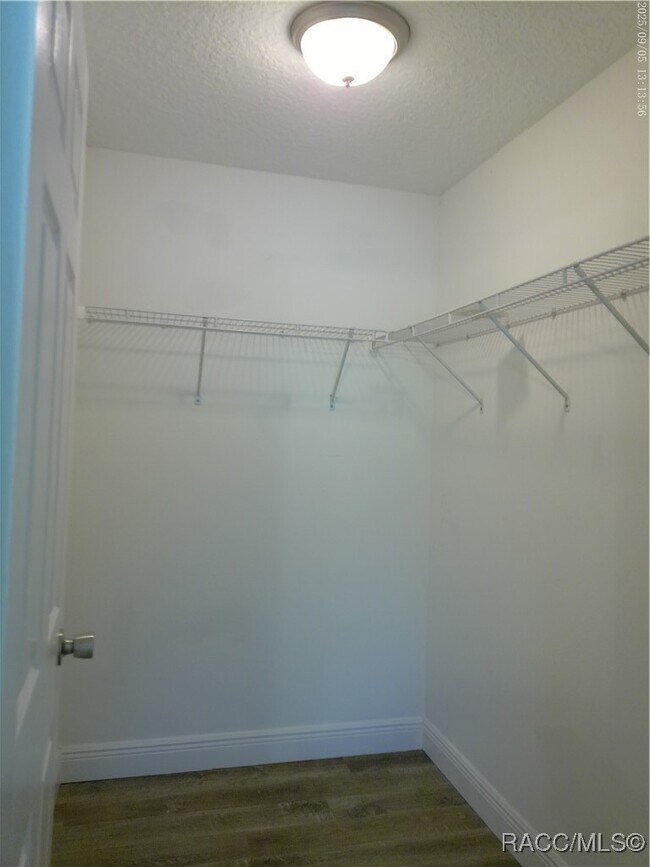 Building Photo - 9252 N Agatha Dr