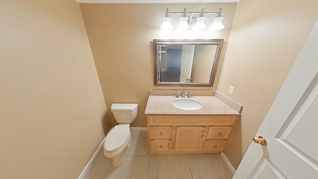 Building Photo - 21494 Pine Cone Dr