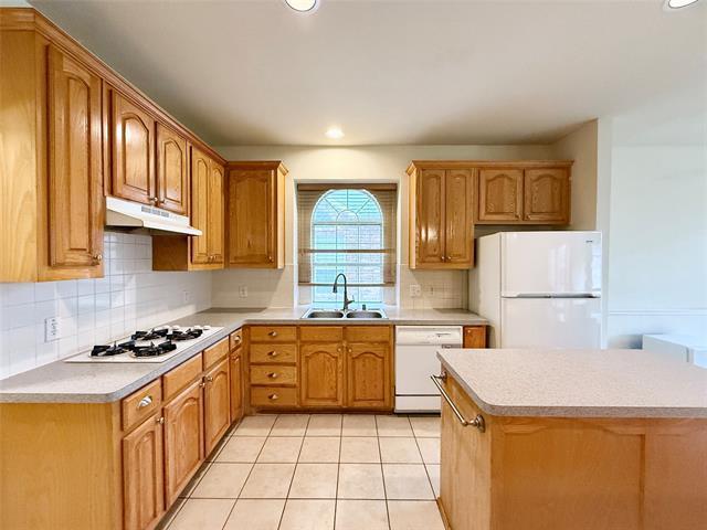 Building Photo - 1009 Yarnell Pl