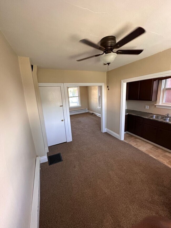 Building Photo - 46 N 34th St