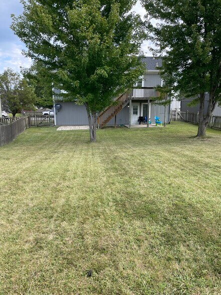 Backyard (2) - 8625 NE 112th St