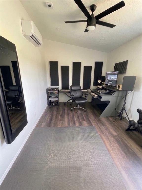 Building Photo - 11017 Kirkoswald Rd