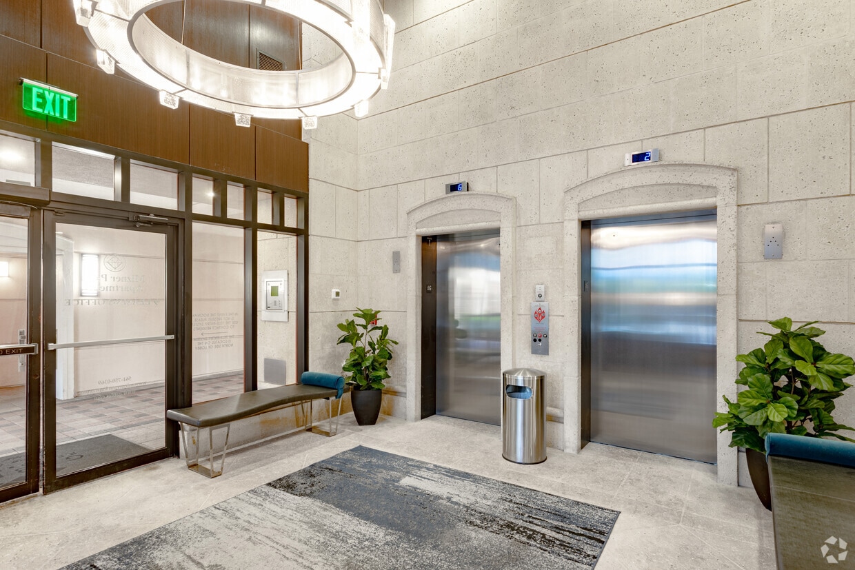 Mizner Park Apartments - 401 NE Mizner Blvd Boca Raton FL 33432 | Apartment  Finder, image size:1240x827