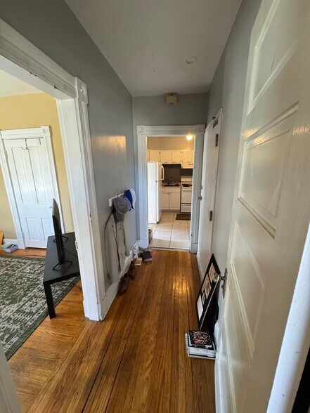single hallway natural wood - 439 W Loveland Ave