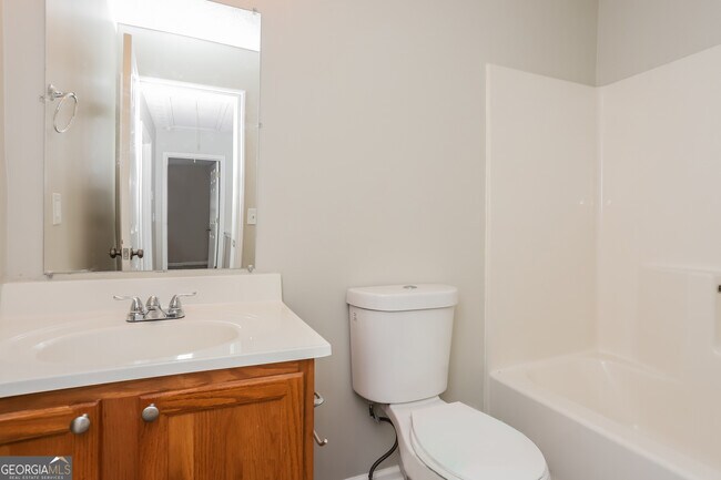 Building Photo - 688 Windcroft Cir NW