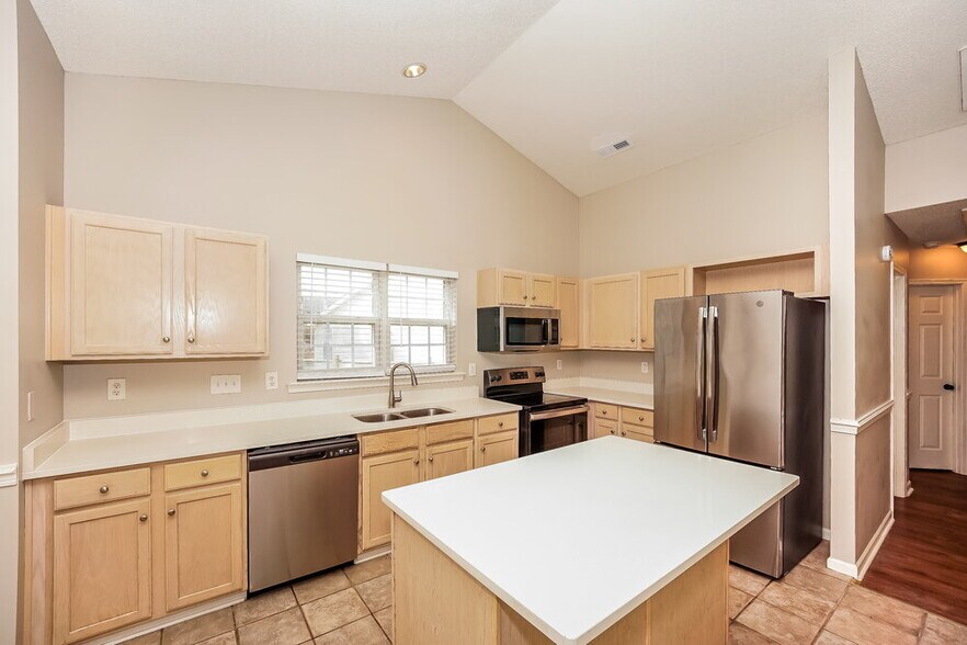 Building Photo - 1039 Sandy Point Dr SW