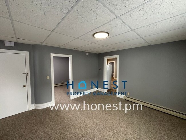 Building Photo - 47 James St