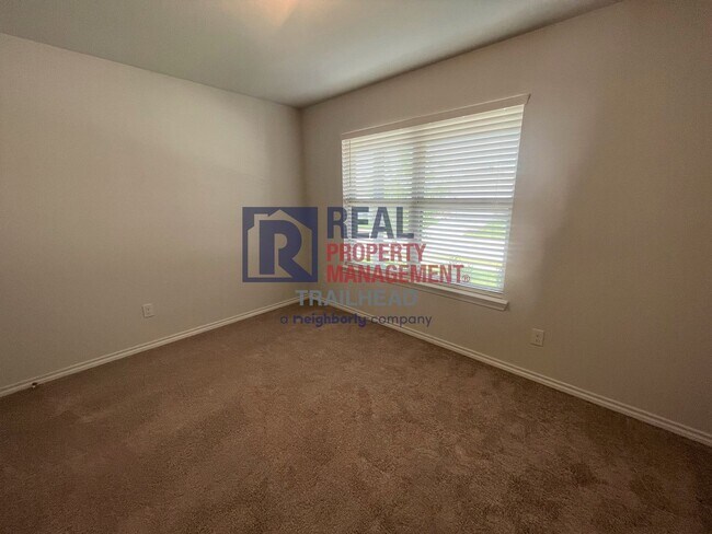 Building Photo - 1809 Barberry Way