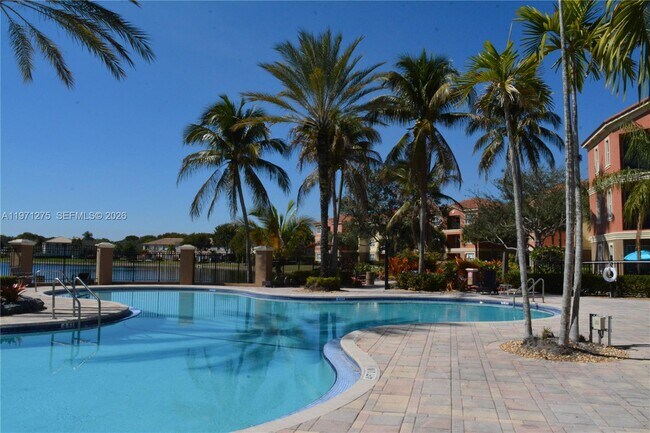 Building Photo - 4402 SW 160th Ave