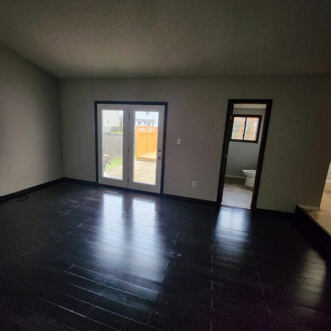 Building Photo - 2370 Walborn Dr