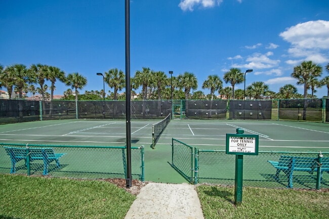 Building Photo - Fully Furnished 3/3 Ocean Grande Condo