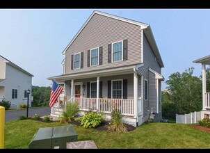 Building Photo - 8 Sourwood Cir