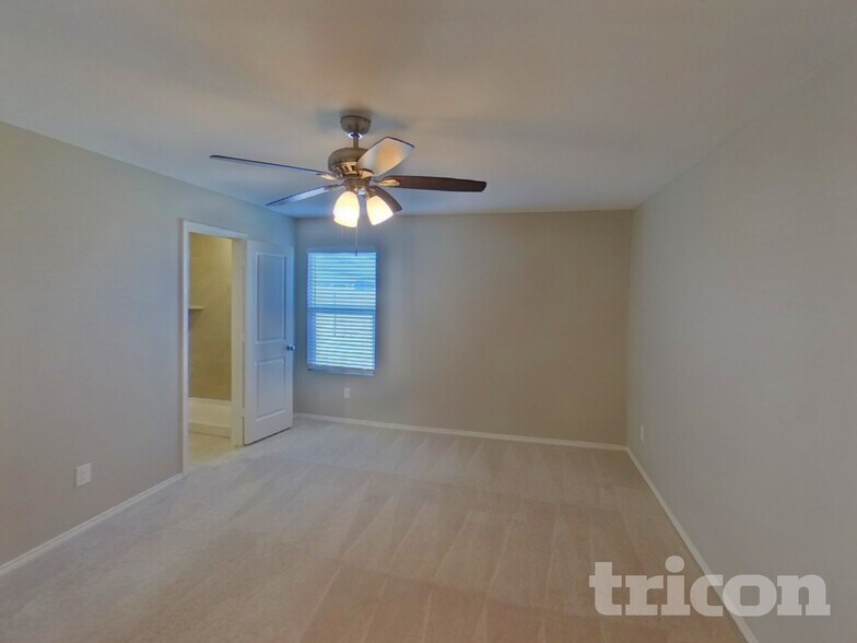 Building Photo - 116 Cornstalk Ln