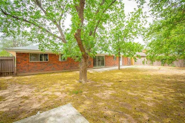 Building Photo - 1915 S Pennsylvania Ave