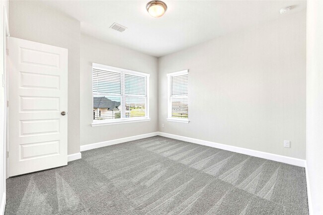 Building Photo - 2811 Sunrise Fld Ln