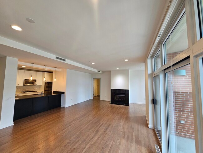 Building Photo - 415 E North Water St