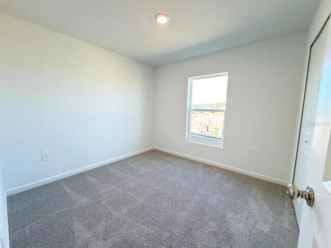 Building Photo - 3212 Alpine Wy