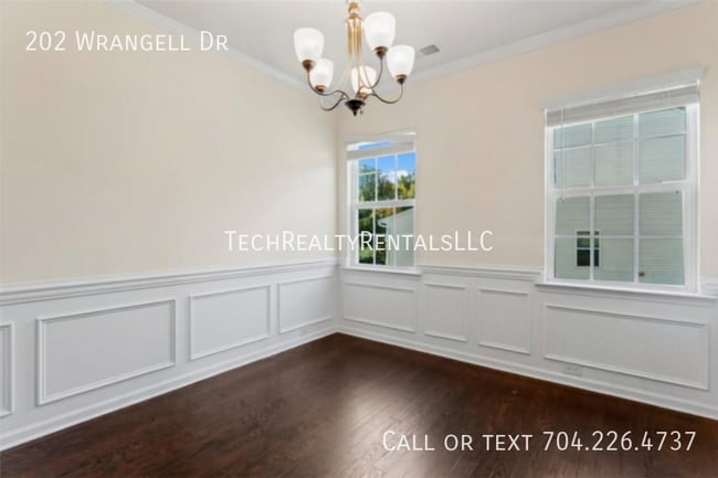 Building Photo - 202 Wrangell Dr