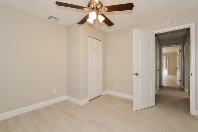 Building Photo - 25501 Troon Ave