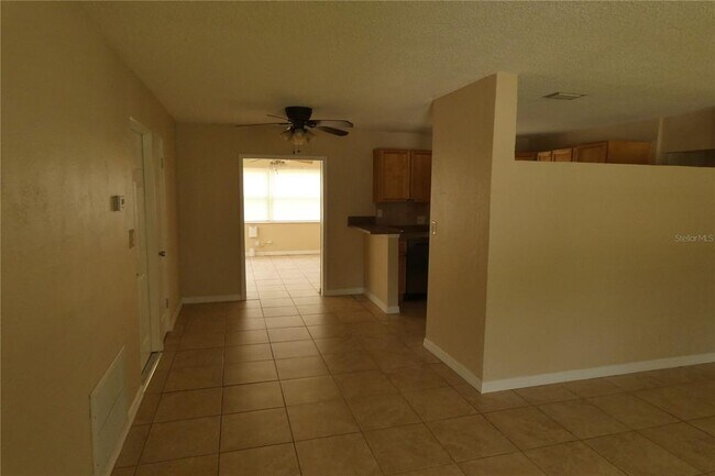 Building Photo - 2840 52nd Ln N
