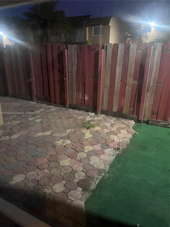 Building Photo - 9970 SW 88th St