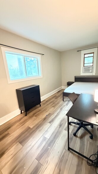 Bedroom 3 - 812 W Main St
