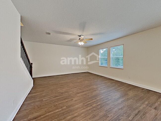 Building Photo - 707 Zarabrooke Ct