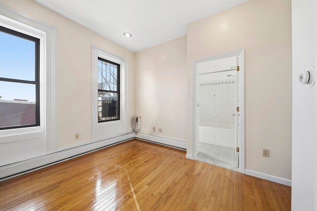 Building Photo - 800 Ocean Ave