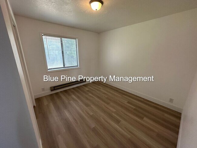 Building Photo - 1224 Holman Ave